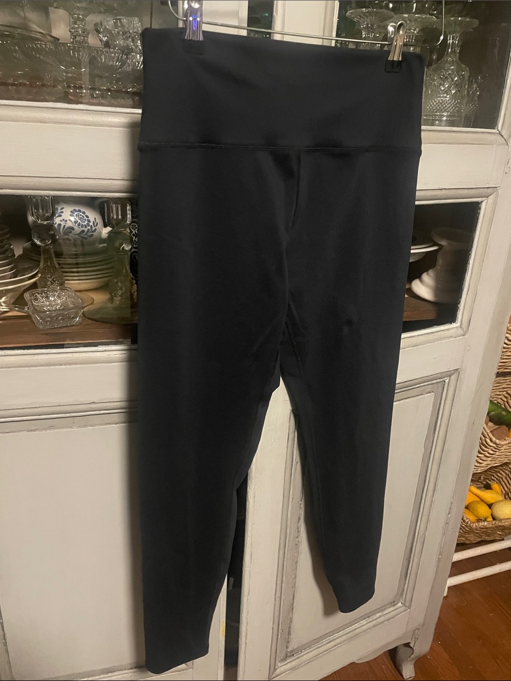 Zobha Black High-Waist Performance Leggings- New Without Tags